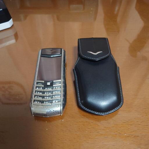 VERTU A-037318Limited Edition100/80