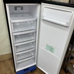 S101 ⭐ MITSUBISHI 1ドア冷凍庫（144L 右開き）22年製 MF-U14G ⭐ 動作確認済 ⭐ クリーニング済