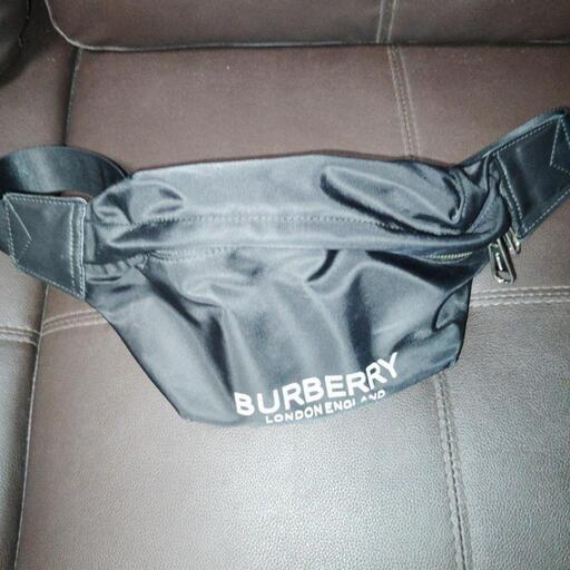 BURBERRYボディバッグ
