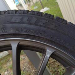 さらに値下げしました。スタッドレスタイヤホイールセット19インチ4本です