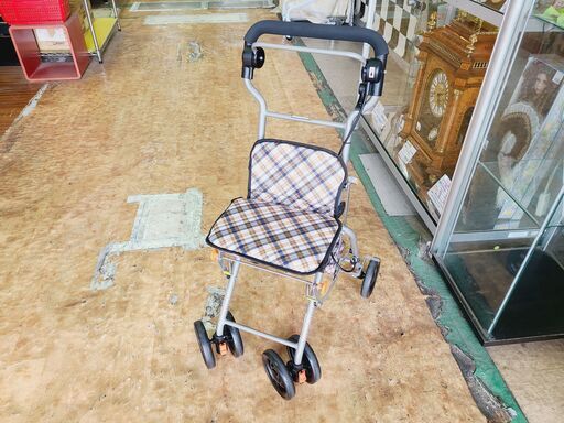 【愛品館 市原店】楽々健 シルバーカー
