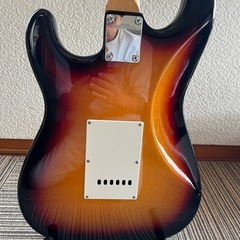 Fernandes フェルナンデス  ストラトキャスタータイプ  エレキギター