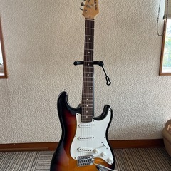 Fernandes フェルナンデス  ストラトキャスタータイプ  エレキギター