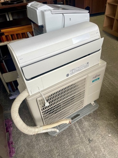 2020年製中古富士通エアコンAS-SV280BK室内機+室外機（分解洗浄済み）