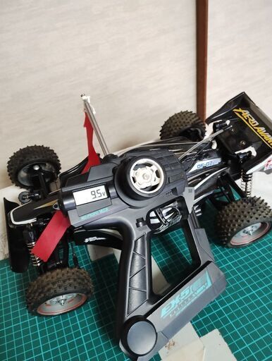 爆走タミヤエアロアバンテブラシレスモーター仕様