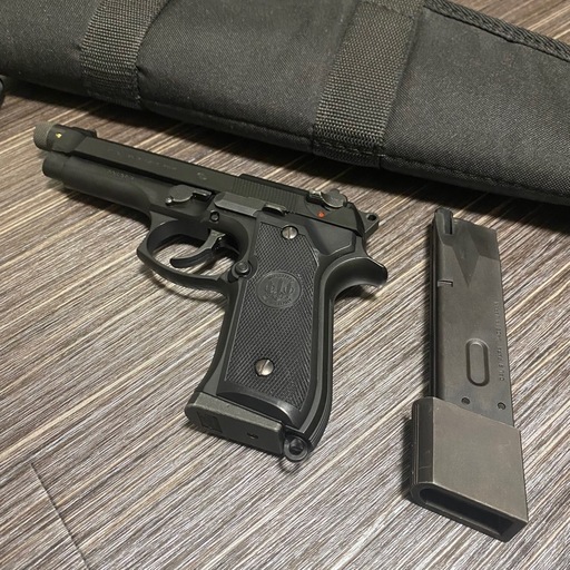 ガスガン M92F ベレッタ 動作確認済み 断捨離