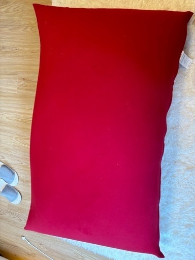 【Yogibo】ヨギボーミディ　レッド　購入浅・数回使用