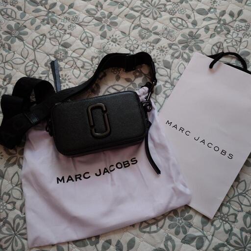 他のサイトで交渉中。MARC JACOBS マークジェイコブス　スナップショット