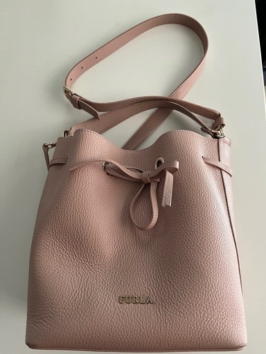 FURLAバック