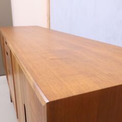 IDC OTSUKA(大塚家具)取り扱い、salvia(サルビア) ウォールナット材