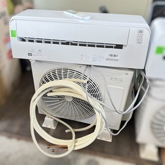 ①ヤマダ電機 RIAIR リエア ルームエアコン  YHA-S22M-W 冷房定格2.2kw 6畳用 2022年製 ホワイト リモコン付き  