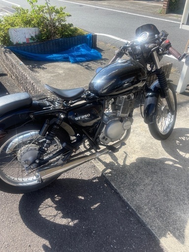 スズキ ST250
