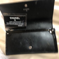 CHANEL財布　　　　値段交渉受け付け中