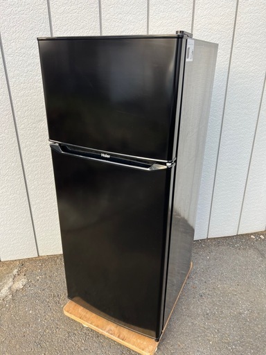 ■美品 使用6ヵ月■2023年製 ハイアール 2ドア冷凍冷蔵庫 130L■Haier JR-N130C 小型ミニ2ドア冷蔵庫 黒ブラック系 単身向け1人用冷蔵庫