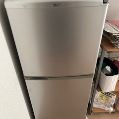 中古冷蔵庫　10月末処分予定です。