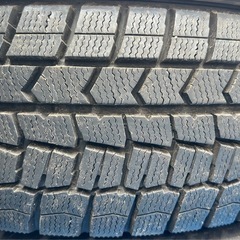 DUNLOP 185/65R15 23年製＋24年製　スタッドレスタイヤ