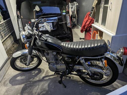 スズキ YAMAHA SR400 RH01J
