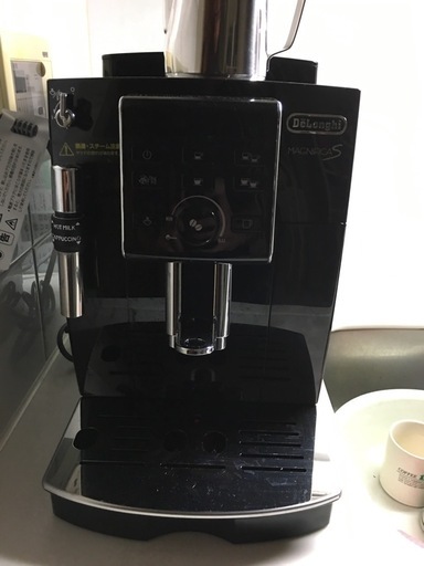 Delonghi 咖啡機 Macnifica S