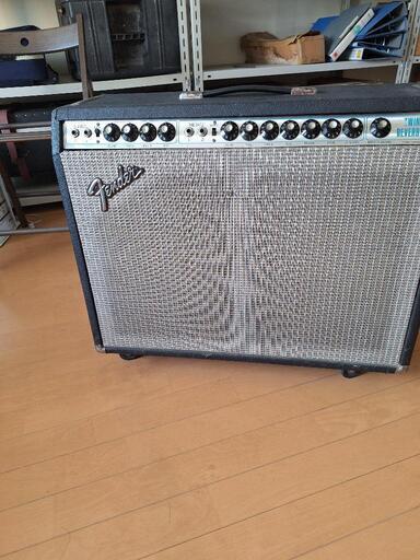 ヴィンテージFender [Twin Reverb II] 中古 真空管  FENDER