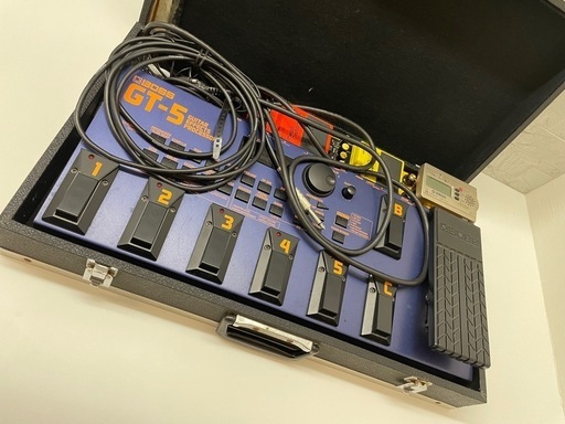 BOSS　ギター用マルチエフェクター GT-5 オーバードライブ系エフェクター3つ ハードケース付き