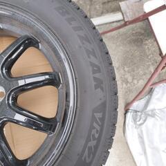 スタッドレスタイヤ 155/65/14 ブリザックVRX2 2023製バリ山です。