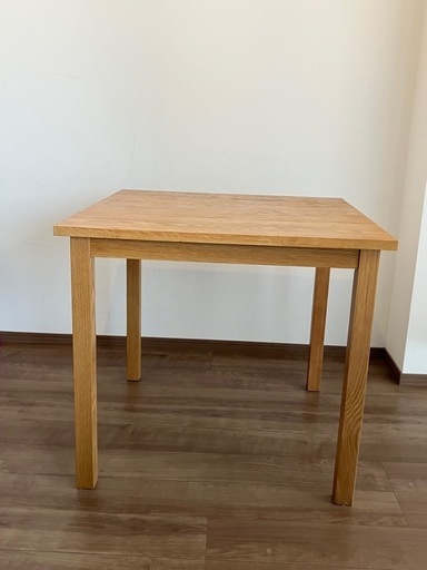 無印良品　無垢材ダイニングテーブル・オーク材・幅８０ｃｍ