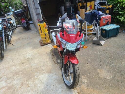 ホンダ　CBR250R