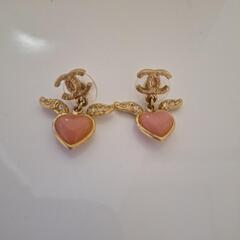 CHANELエンジェルピアス