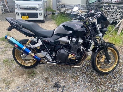 cb1300sf     sc54e  走行距離15200km カスタム多数　最終値下げです cb1300sf sc54e 走行距離15200km カスタム多数 最終値下げです CB1300