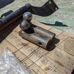 メーカー/対応車種不明  中古 ヒッチメンバー 
2inヒッチボール 付属品有り 加工流用品前提品 #トレーラーヒッチ #クロカン #軽トラ #軽トレーラー