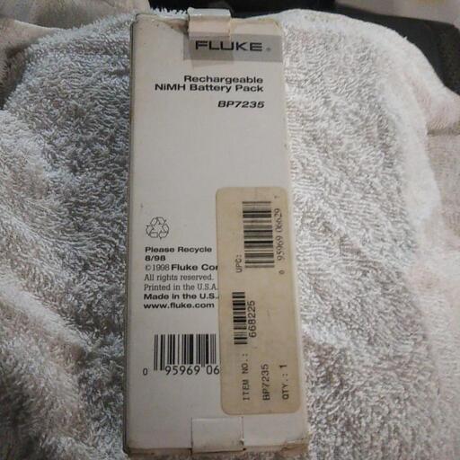 FLUKE  BP7235 未使用品