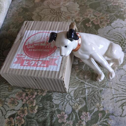 ビクター犬置き物