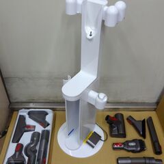 エイブイ：Dyson コードレスクリーナー V10 ツールセット/ドックスタンド付き