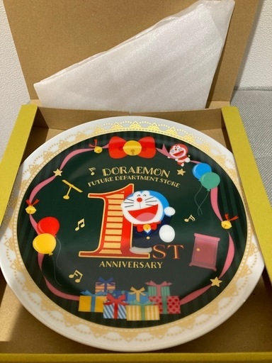 未来デパート限定　1周年プレート
