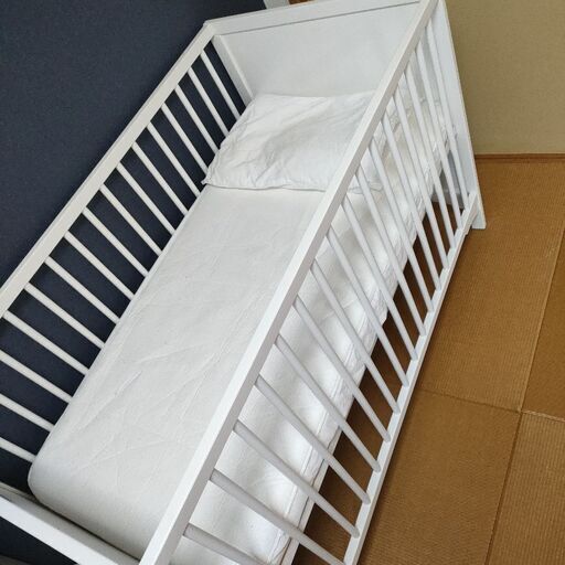 イケア ベビーベッド IKEA マットレス/布団全部付き
