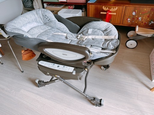 美品 Aprica(アップリカ) ハイローチェア ユラリズム 電動\n