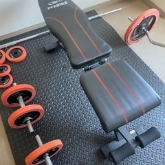 ！交渉中！　
引き取り限定　　筋トレセット一式　ベンチ台　ダンベル 