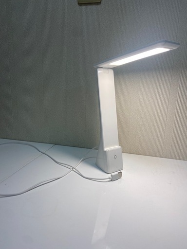 USB卓上ライト 折りたたみ式