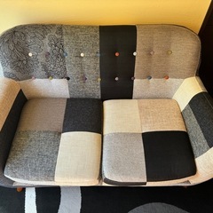 近くならお届け可能です(場所により条件有り)ヨランダ　ソファ　2シーター