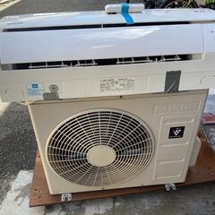 ☆中古￥25,800！SHARP　2.2kwルームエアコン　家電　2019年製　AY-J22TD型　【BI058】