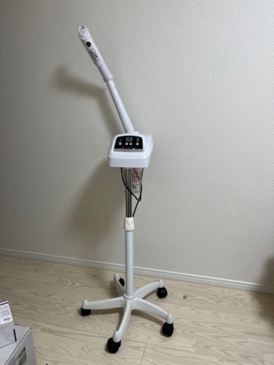 フェイシャルスチーマー