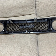 USトヨタ 純正品FJクルーザートレイルチームズ限定 フロントグリルホワイト 白