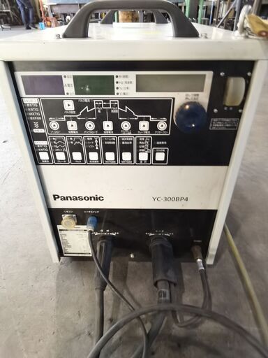 （中古）TIG溶接機　YC-300BP4　水冷仕様　付属品一式　フルデジタル　交流/直流両用機　パナソニック