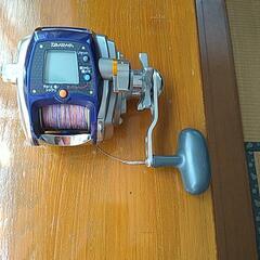 電動リールとバッテリー