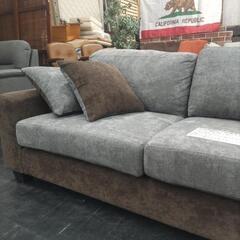 新品未使用　店舗展示中カウチソファ　オットマンセット