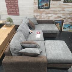 新品未使用　店舗展示中カウチソファ　オットマンセット
