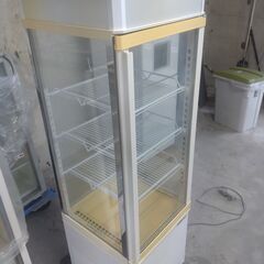 4面ガラスショーケース スイング扉 SSR-165BN