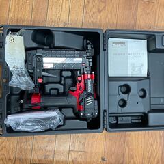 中古】【動作OK】【店頭引取限定】マキタ MAKITA 高圧フロアタッカ