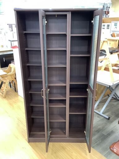 軽トラック貸し出し無料！】片面スライド式の本棚です！