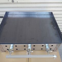 鉄板焼き　６ミリ鉄板　お好み焼きそば　学園文化祭り　３辺フチ付　グリラー　キャンプ　ＢＢＱ　プロパンガスグリドル　鉄板焼き機器　屋台　店舗　祭り　幅60　新品未使用品